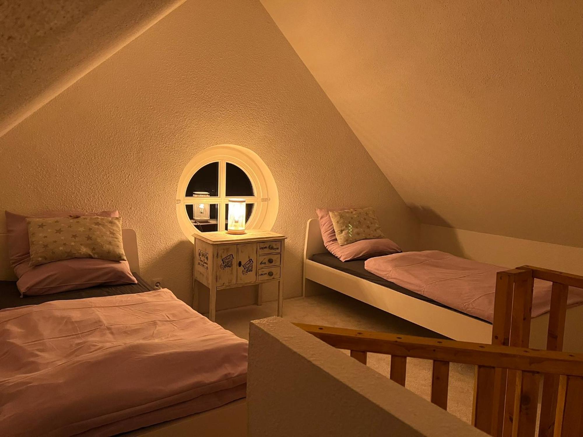 "Landhaus Thuner Heide" Mit Kamin, Whirlpool & Feuerstelle 布伦瑞克 外观 照片